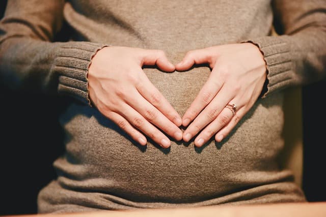Online těhotenský kurz z pohodlí domova